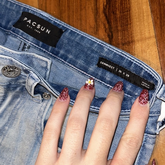 NWOT- PACSUN SKINNY JEANS SIZE 26x28 - Picture 4 of 8